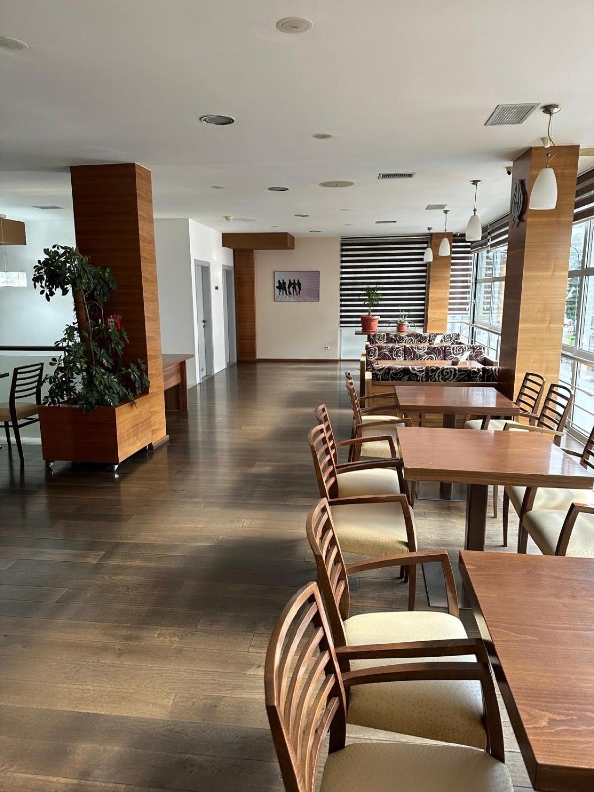Hotel Oaza Konjic Kültér fotó