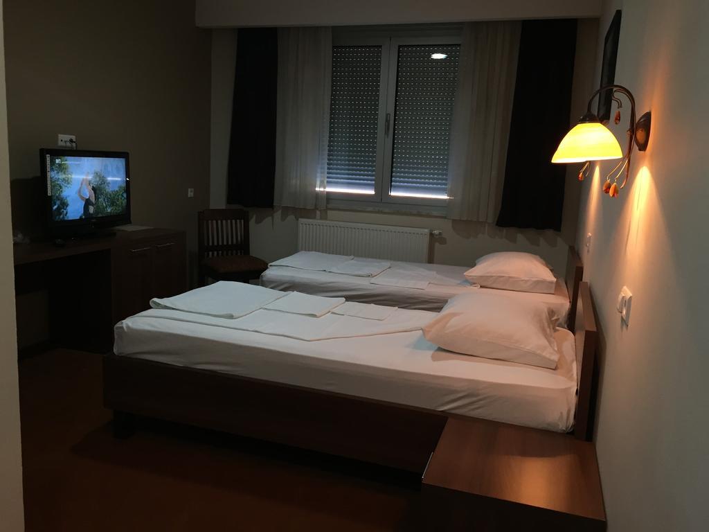 Hotel Oaza Konjic Szoba fotó