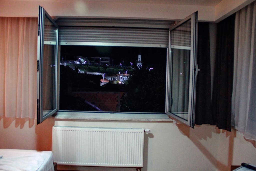 Hotel Oaza Konjic Kültér fotó